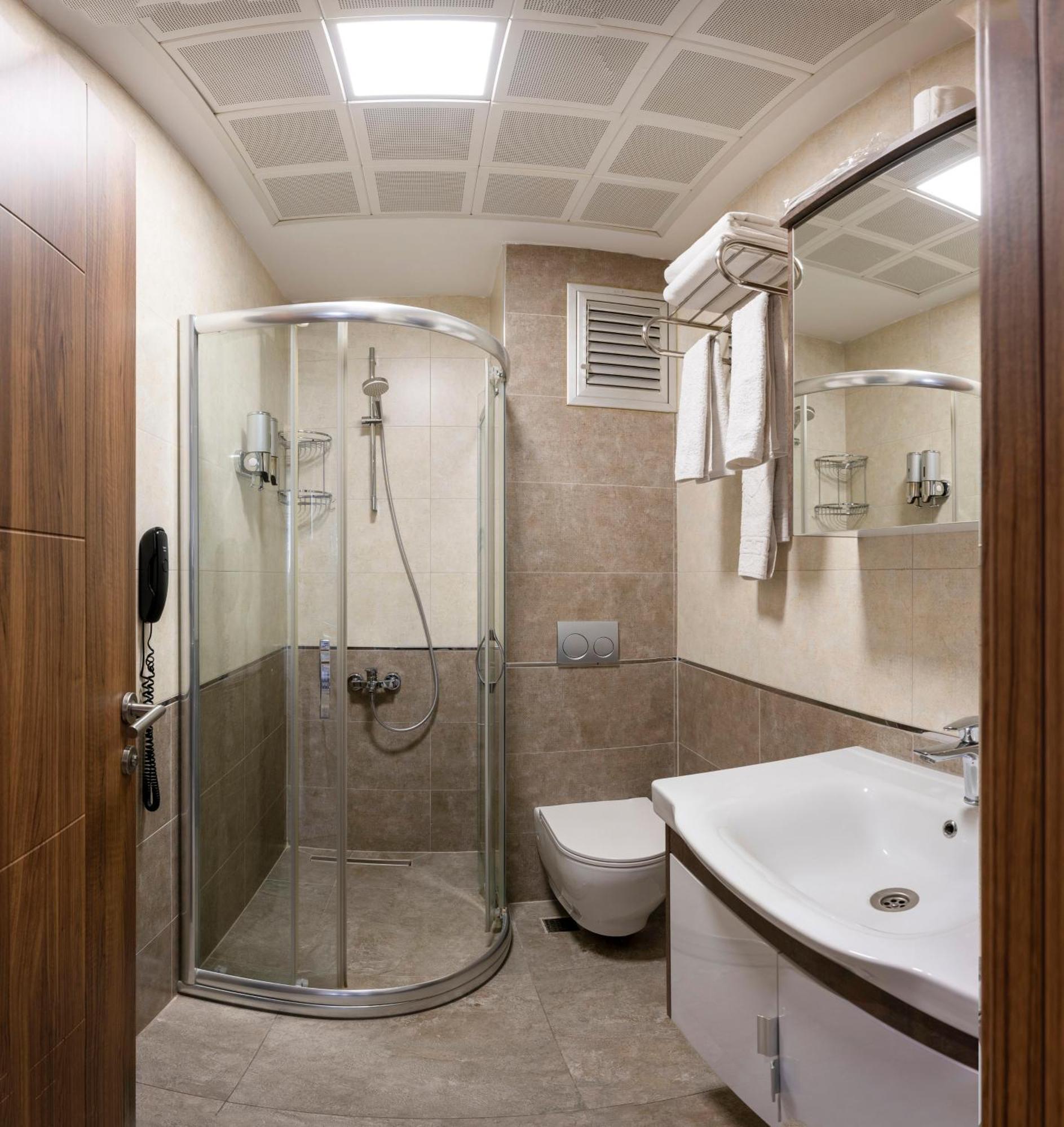 Comfort Suites Hotel Istanbul Ngoại thất bức ảnh